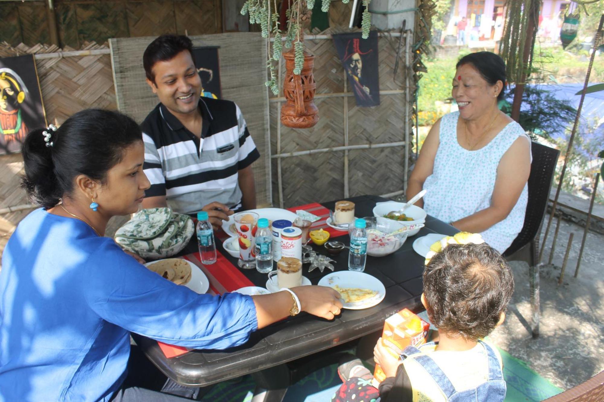 Mansarover Home Stay Kalimpong Exteriör bild